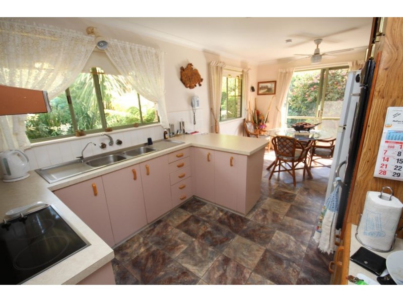 24 George Street, Tenterfield NSW 2372