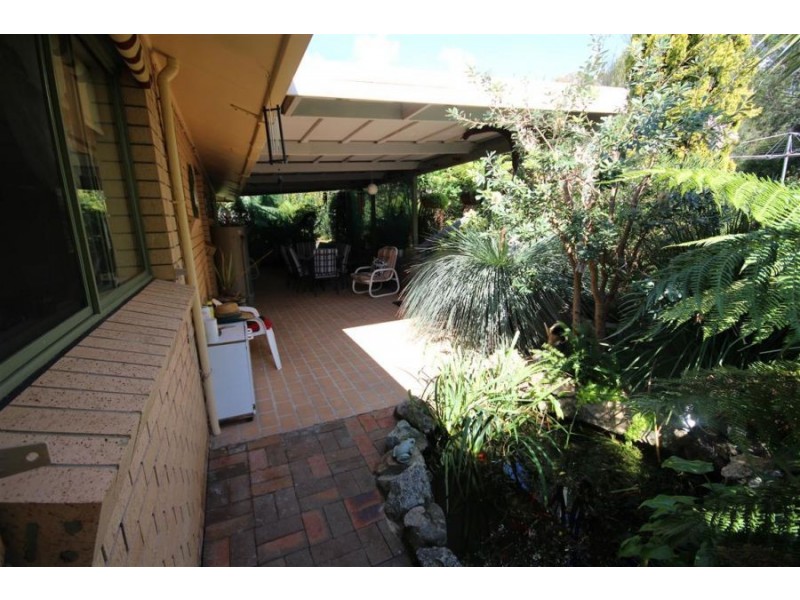 24 George Street, Tenterfield NSW 2372