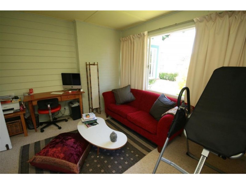 111 Molesworth Street, Tenterfield NSW 2372