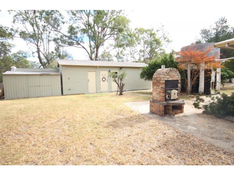 24 Mole River Road, Tenterfield NSW 2372