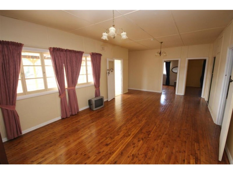 24 Mole River Road, Tenterfield NSW 2372