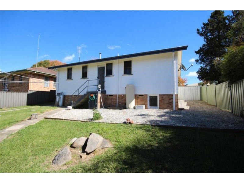 23 Duncan Street, Tenterfield NSW 2372