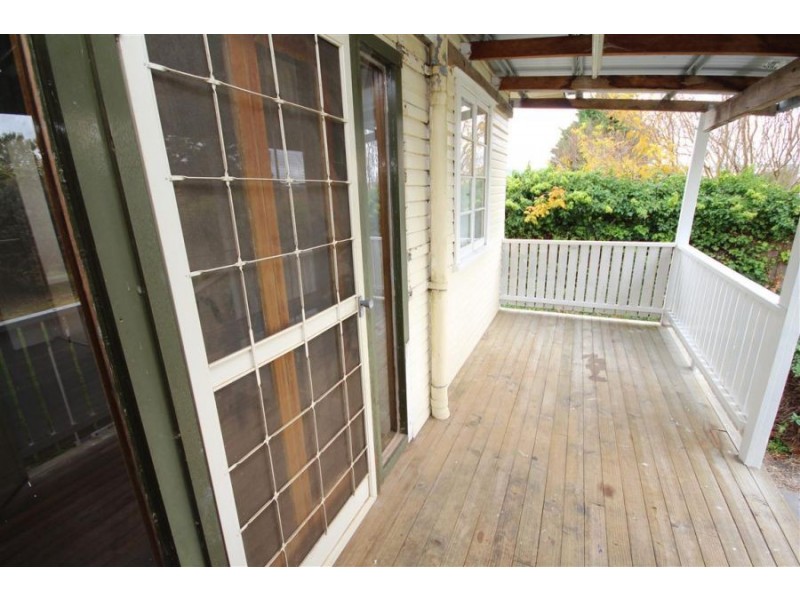 108-110 Miles Street, Tenterfield NSW 2372