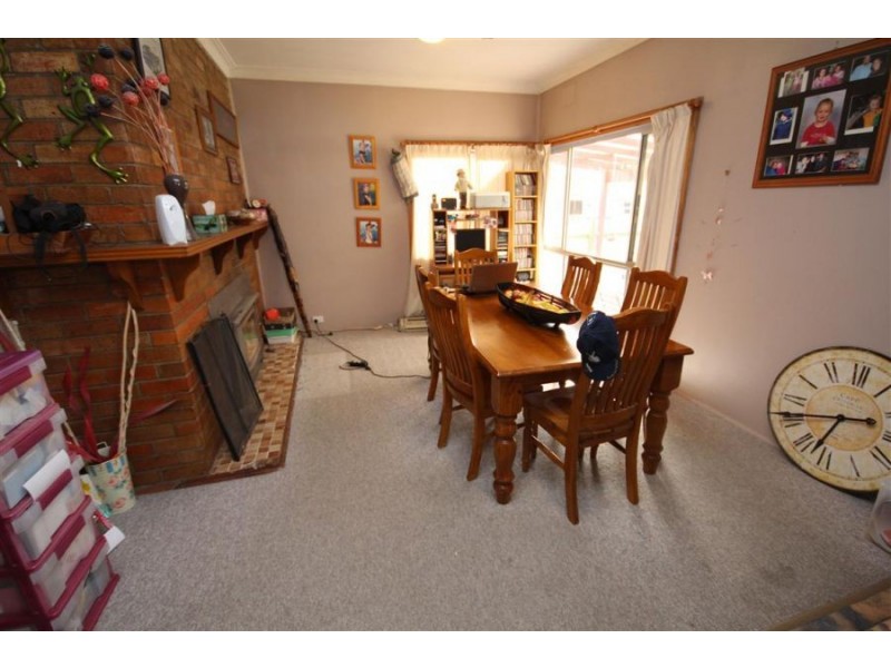 140 Miles Street, Tenterfield NSW 2372