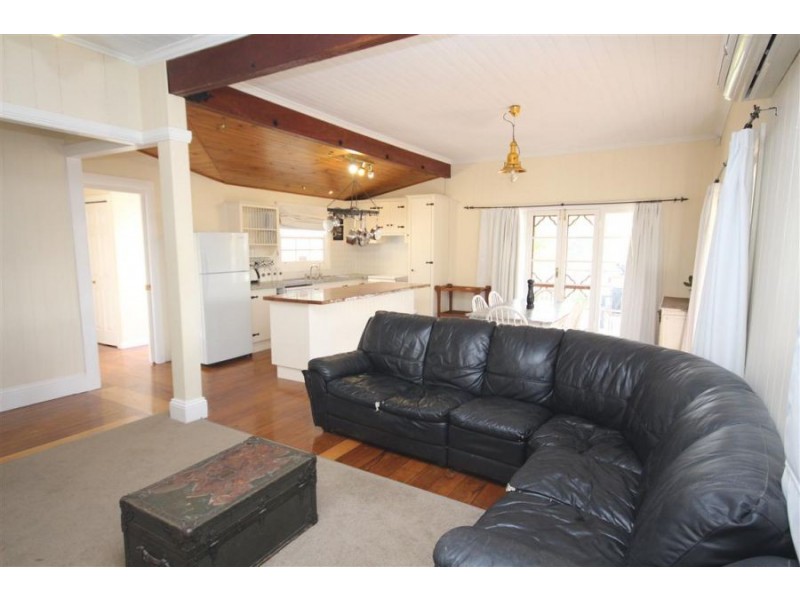 147 Bulwer Street, Tenterfield NSW 2372