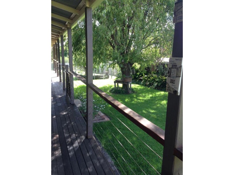 147 Bulwer Street, Tenterfield NSW 2372