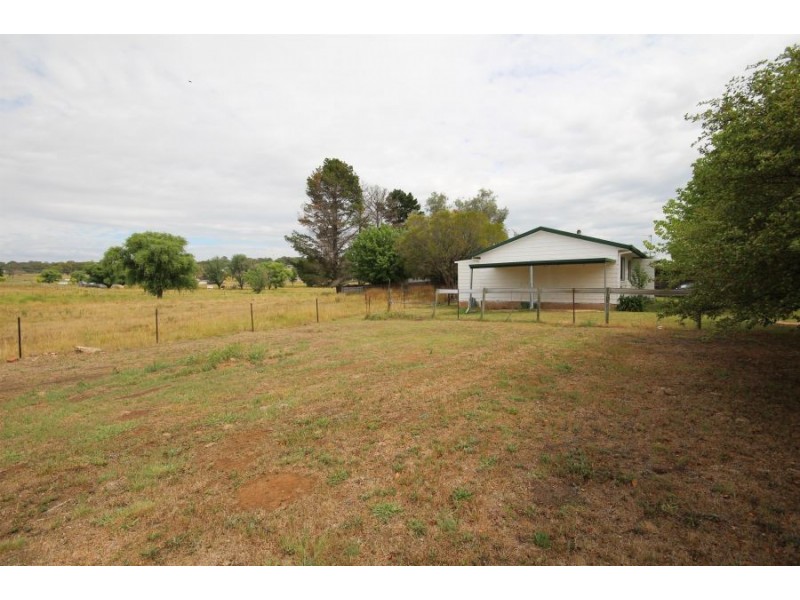106 Scott Street, Tenterfield NSW 2372