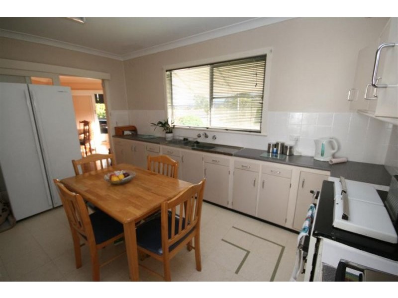 130 Pelham Street, Tenterfield NSW 2372