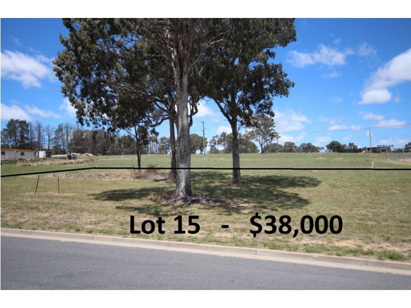 Cnr Riley Street  and Western Boundary Road, Tenterfield NSW 2372