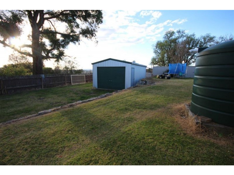 102 Martin Street, Tenterfield NSW 2372