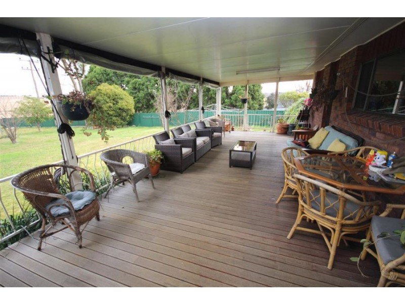 206 Pelham Street, Tenterfield NSW 2372