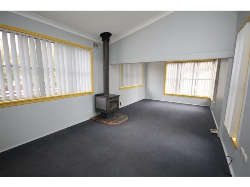 260 Douglas Street, Tenterfield NSW 2372
