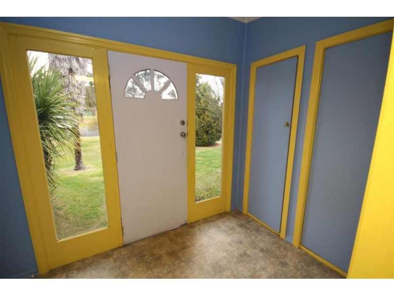 260 Douglas Street, Tenterfield NSW 2372