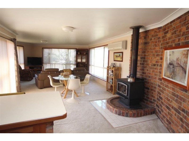48 Duncan Street, Tenterfield NSW 2372