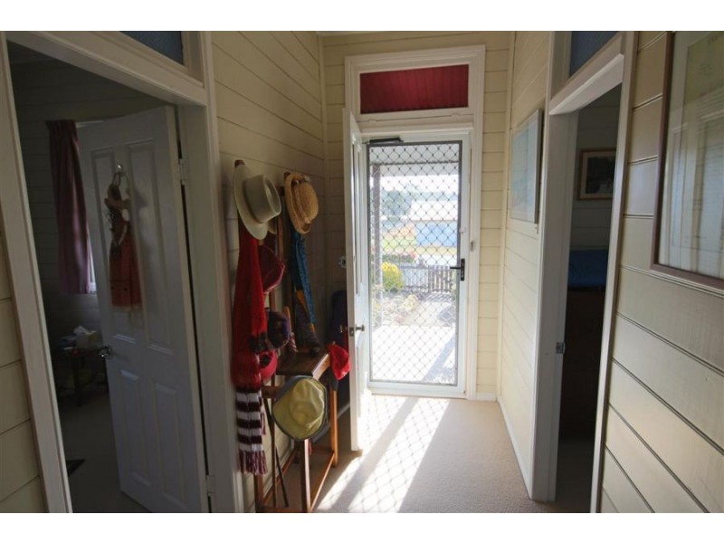 228 Bulwer Street, Tenterfield NSW 2372