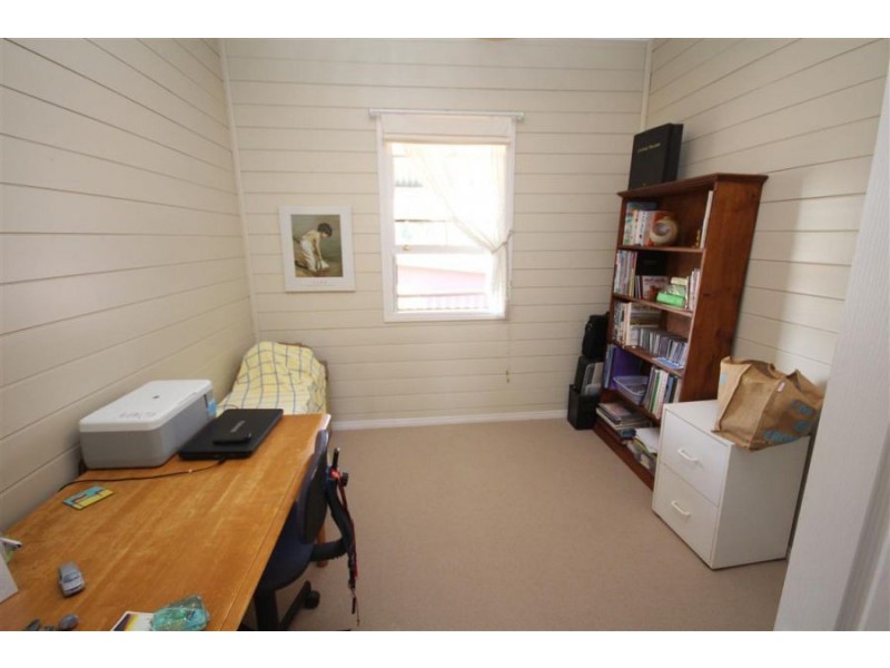 228 Bulwer Street, Tenterfield NSW 2372