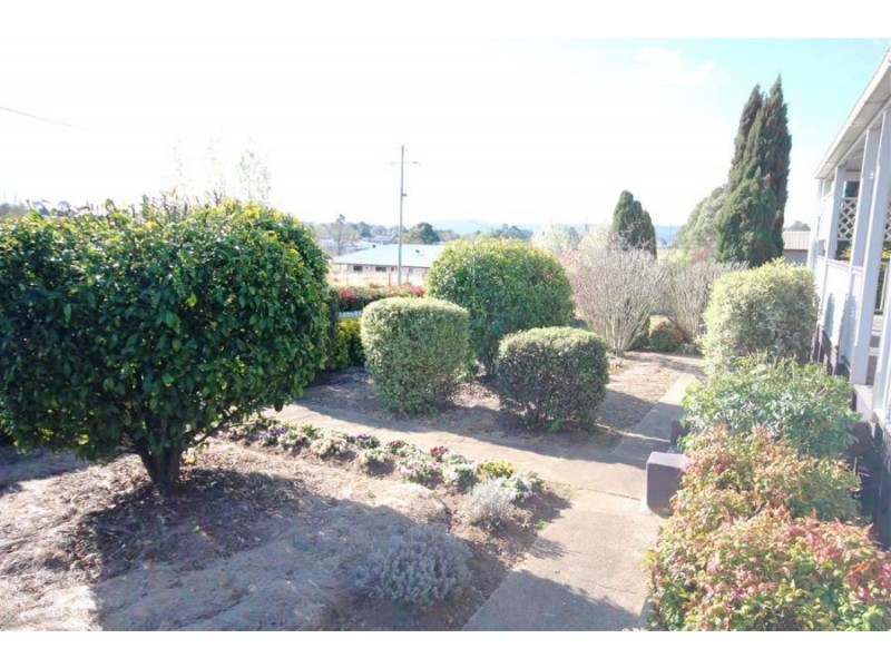 228 Bulwer Street, Tenterfield NSW 2372