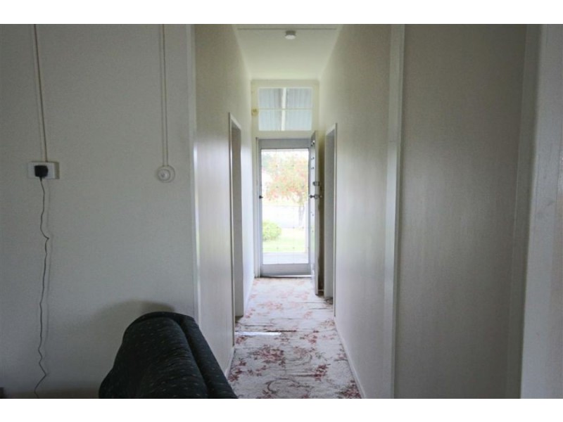 106 Miles Street, Tenterfield NSW 2372
