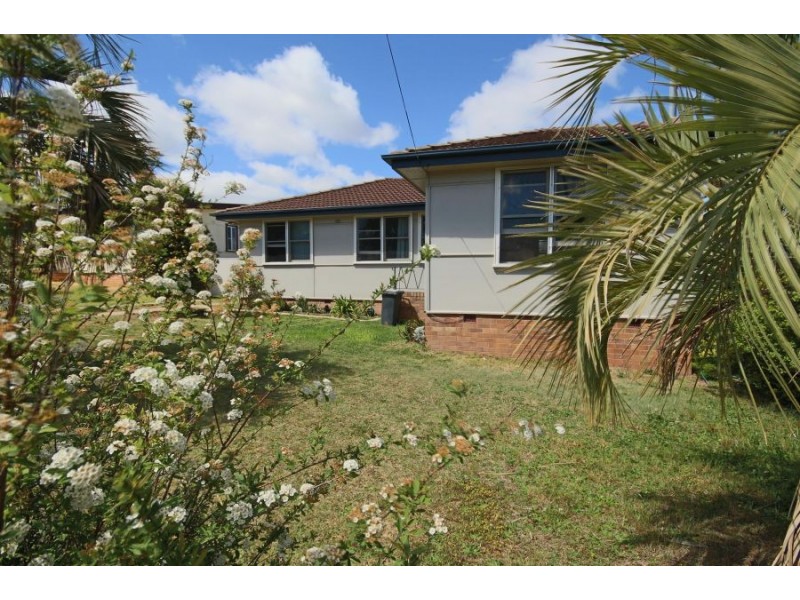 2 Kiely Street, Tenterfield NSW 2372