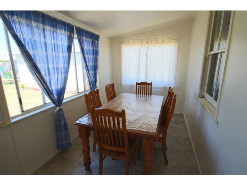 38 Margaret Street, Tenterfield NSW 2372