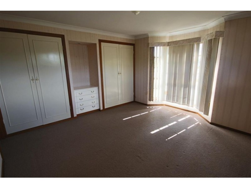 83 Wood Street, Tenterfield NSW 2372