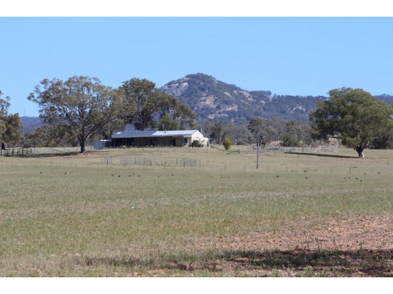 1027 Bruxner Hwy Sunnyside, Tenterfield NSW 2372