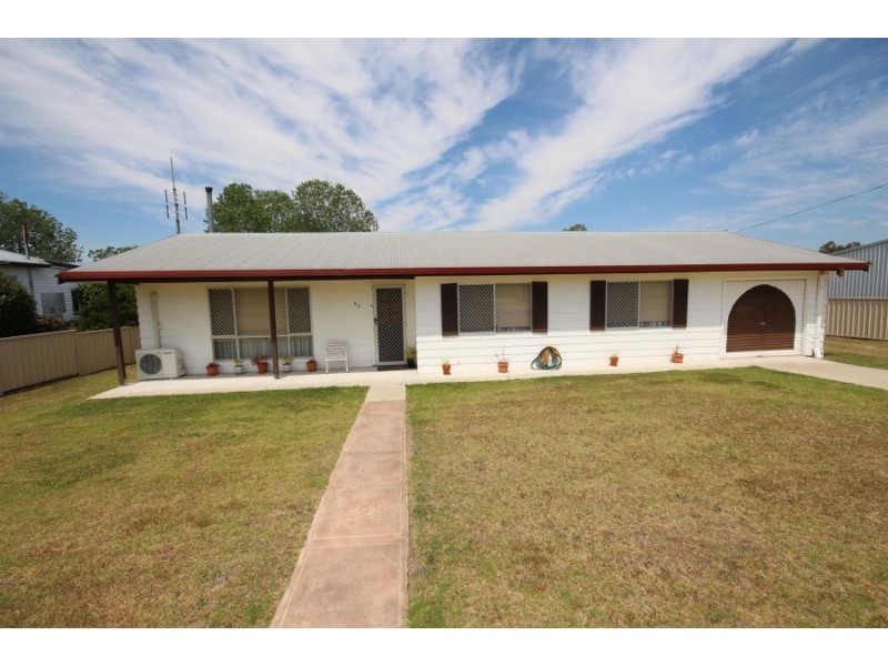 57 Pelham Street, Tenterfield NSW 2372