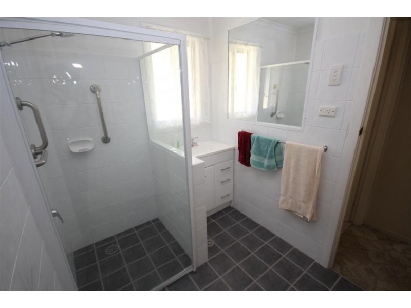 57 Pelham Street, Tenterfield NSW 2372
