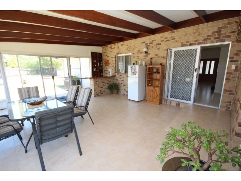 92 Martin Street, Tenterfield NSW 2372