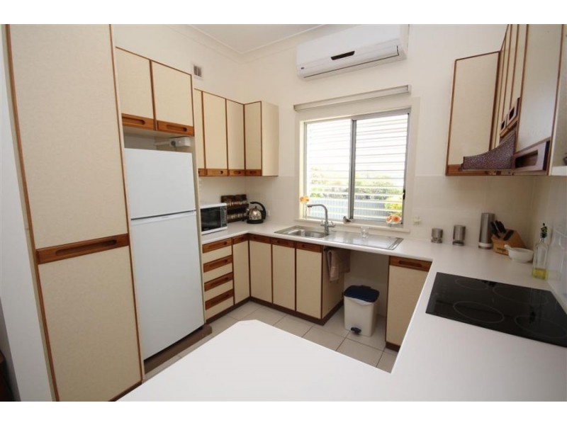 92 Martin Street, Tenterfield NSW 2372