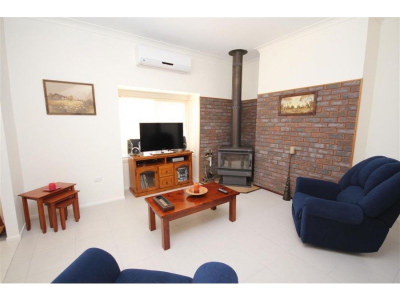 92 Martin Street, Tenterfield NSW 2372