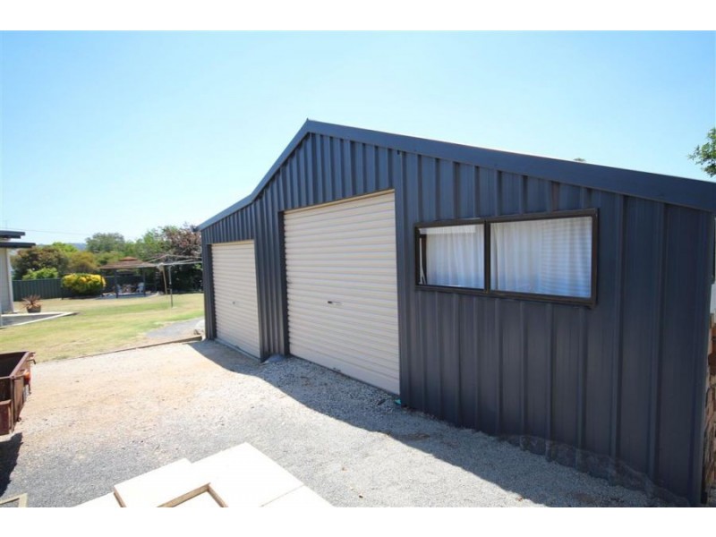 92 Martin Street, Tenterfield NSW 2372
