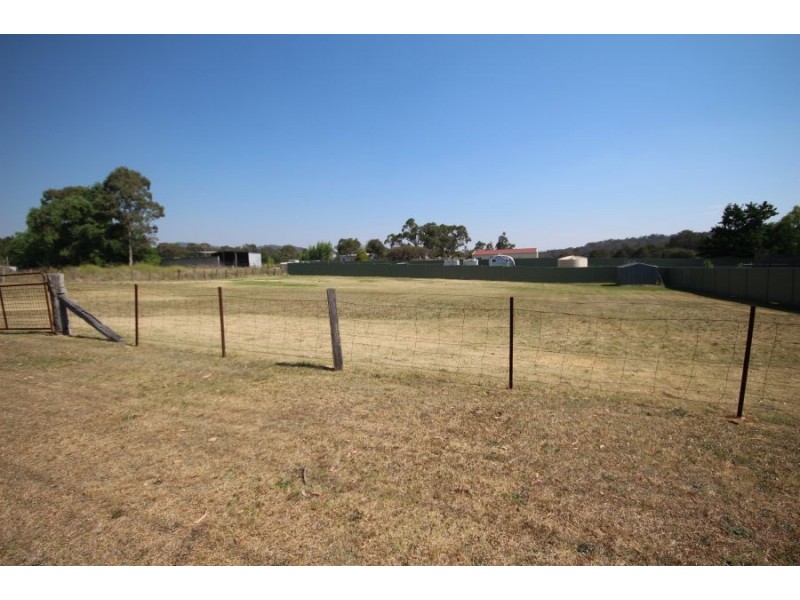 Lot 20 Clive Street, Tenterfield NSW 2372