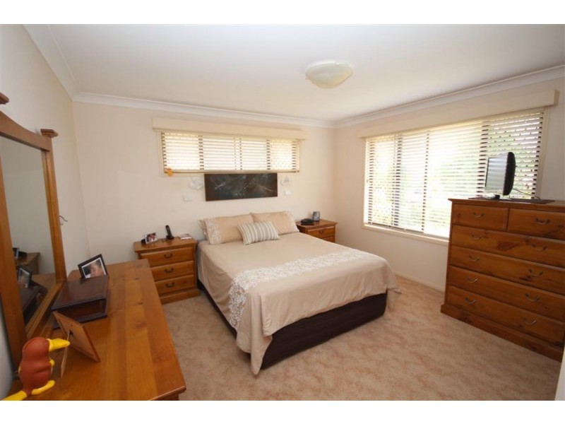 155 Petre Street, Tenterfield NSW 2372