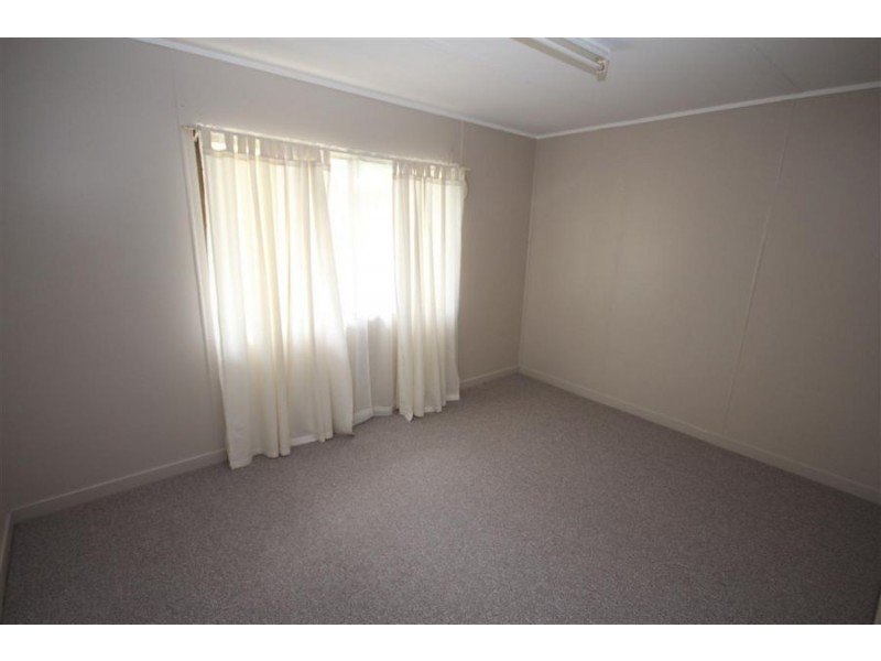 150 Pelham Street, Tenterfield NSW 2372
