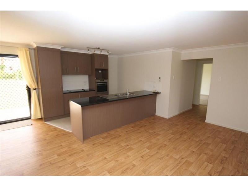 22 Laird Street, Tenterfield NSW 2372