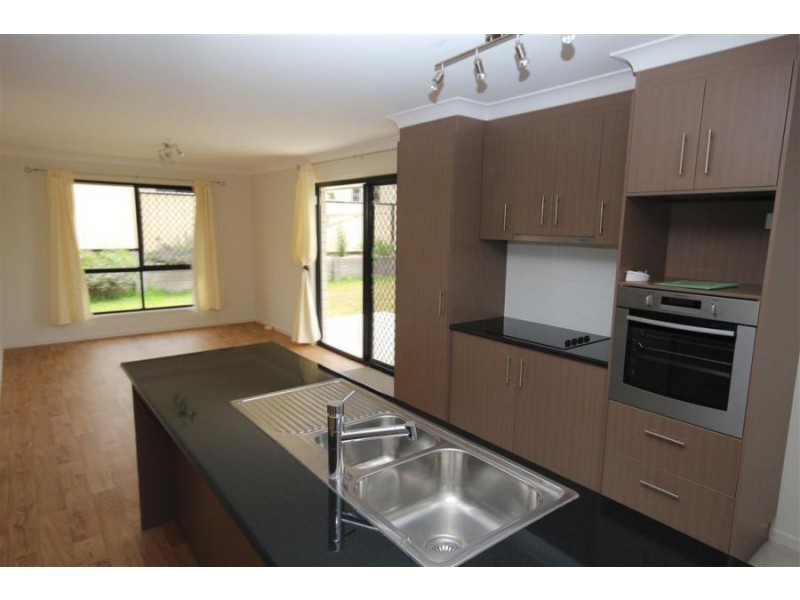 22 Laird Street, Tenterfield NSW 2372