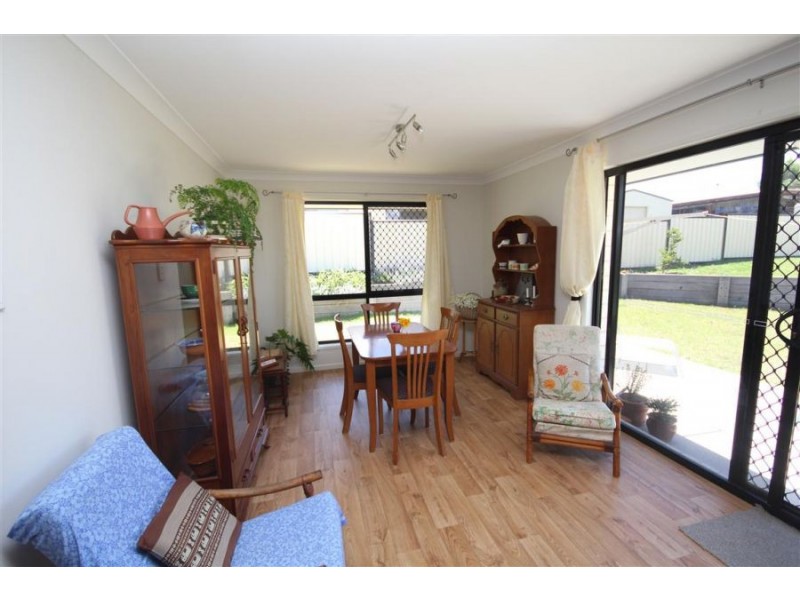 22 Laird Street, Tenterfield NSW 2372