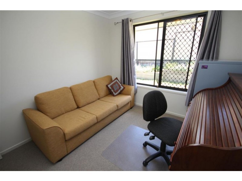 22 Laird Street, Tenterfield NSW 2372