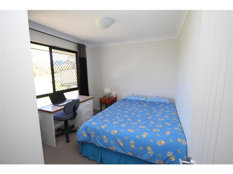 22 Laird Street, Tenterfield NSW 2372