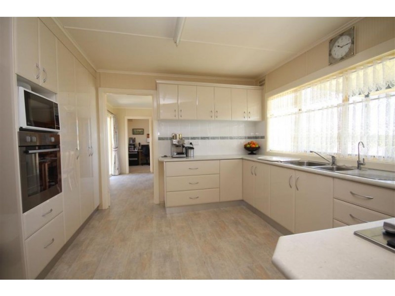 174 Manners Street, Tenterfield NSW 2372