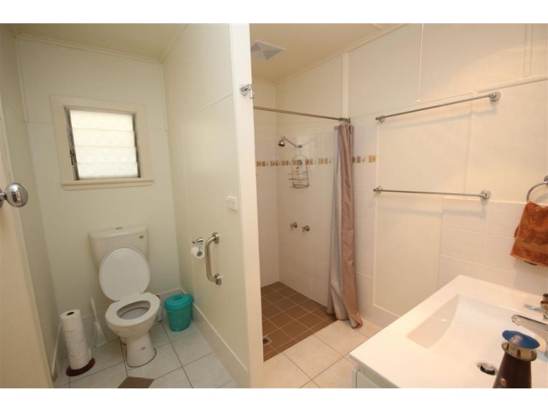 174 Manners Street, Tenterfield NSW 2372