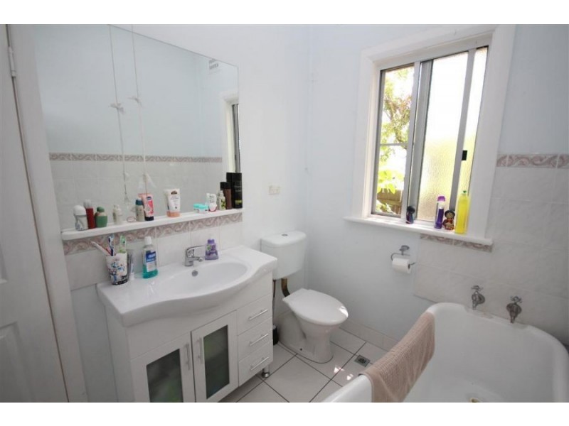 34 Molesworth Street, Tenterfield NSW 2372