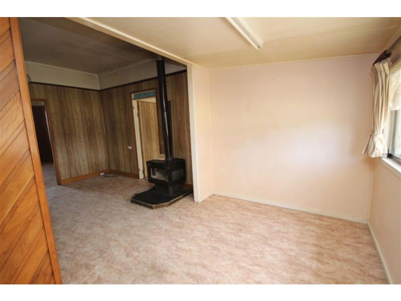 193 Logan Street, Tenterfield NSW 2372