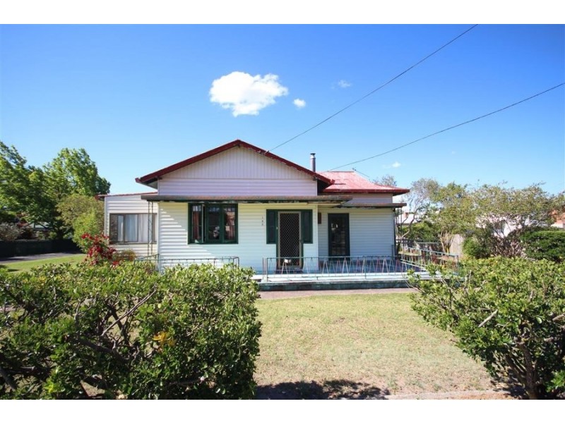 160 Manners Street, Tenterfield NSW 2372