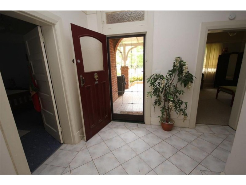 89 Rouse Street, Tenterfield NSW 2372