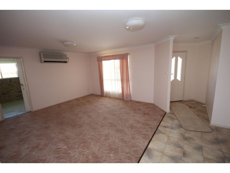 38 East Street, Tenterfield NSW 2372