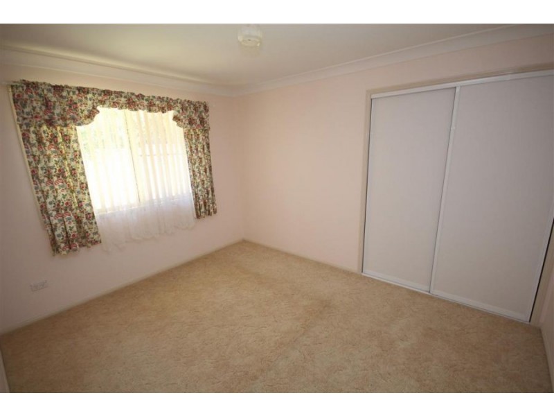 38 East Street, Tenterfield NSW 2372