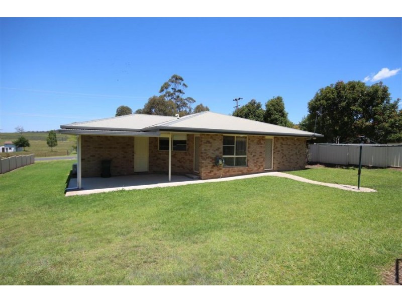 38 East Street, Tenterfield NSW 2372