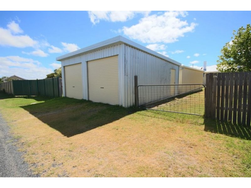 97 Bulwer Street, Tenterfield NSW 2372